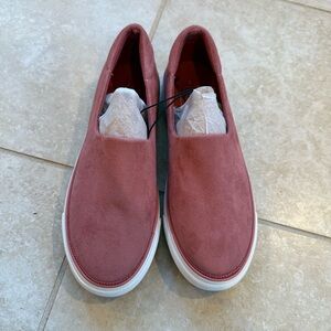 NEW GAP Cosmic PINK Casual Stretch Sueded Slip On Shoes 7